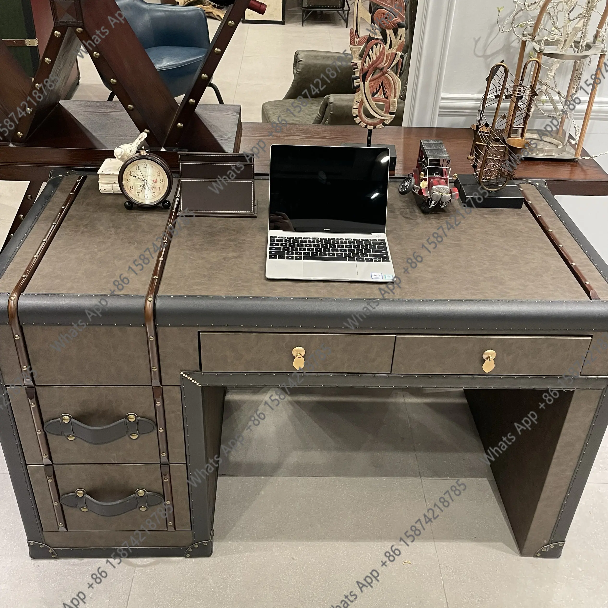 Iu American Retro Second-hand  - đánh giá và giá Office Furniture Second Hand